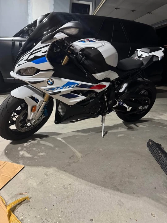 2024 BMW S1000 - Image 2 of 4