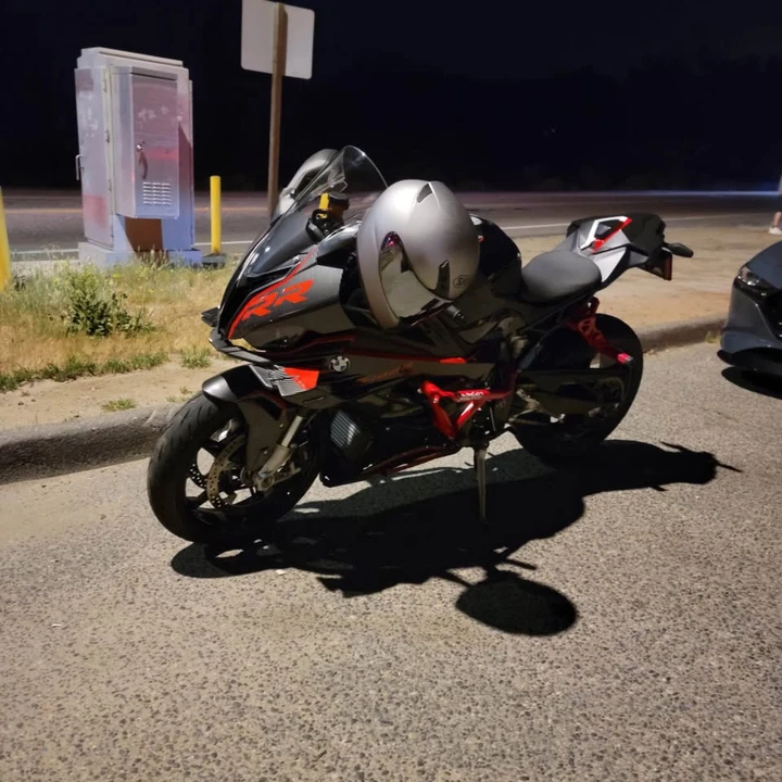 2024 BMW S1000 - Image 8 of 8