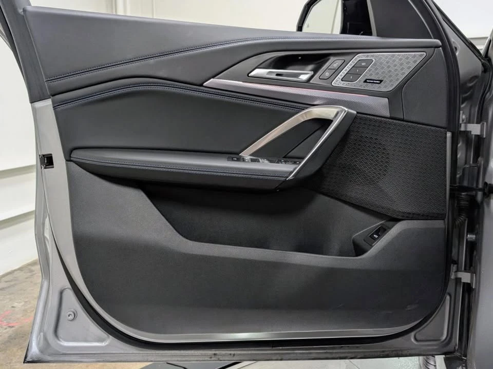2024 BMW U11/U12 X1 - Image 13 of 20