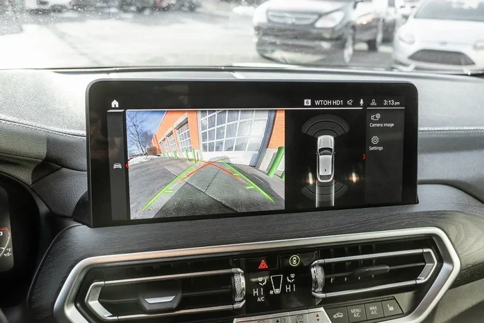 2024 BMW X4 M - Image 17 of 19