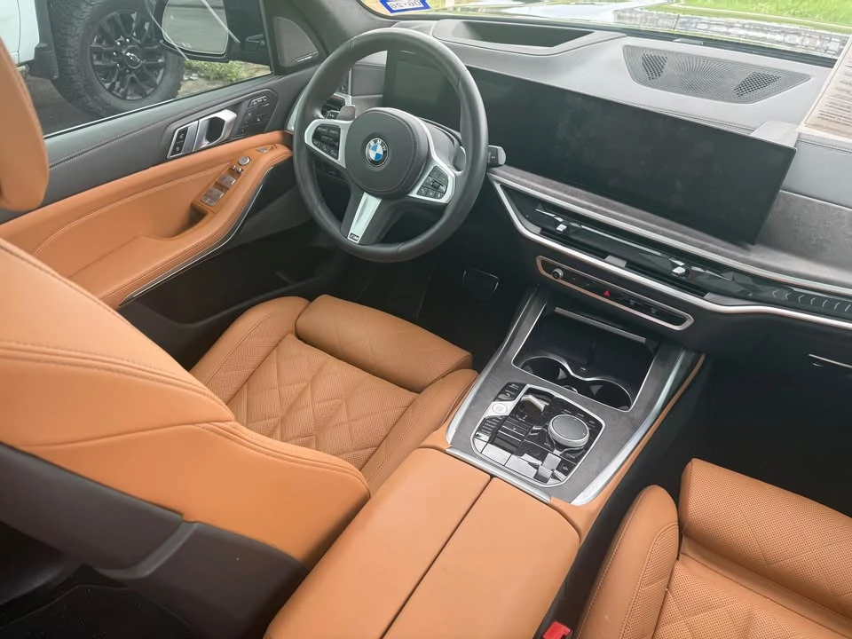 2024 BMW G07 X7 - Image 8 of 11