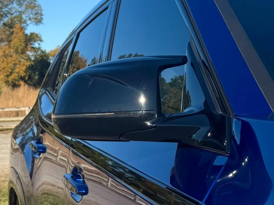 2024 BMW XM - Image 13 of 19