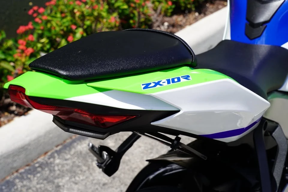 2024 BMW Motorcycles - Image 14 of 16