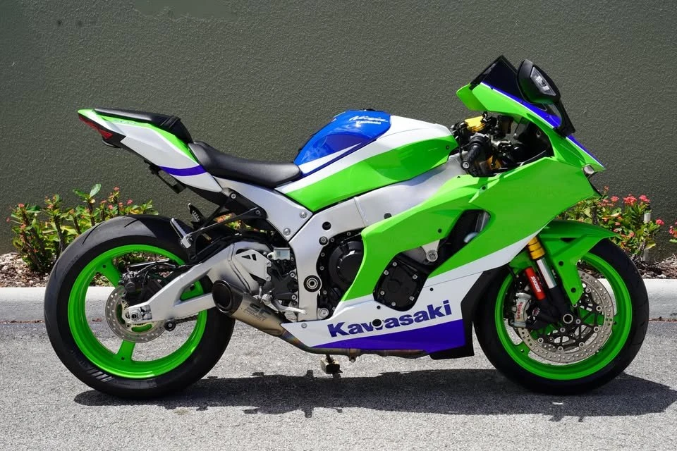 2024 BMW Motorcycles - Image 2 of 16