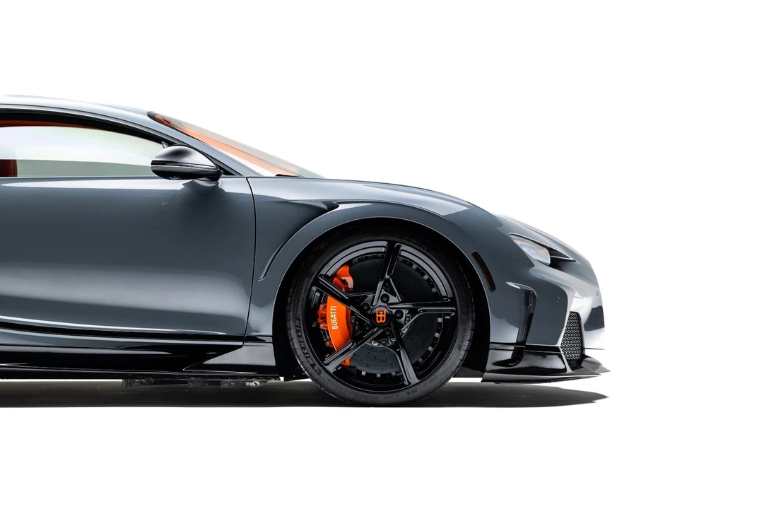 2024 Bugatti Chiron Super Sport - Image 9 of 31