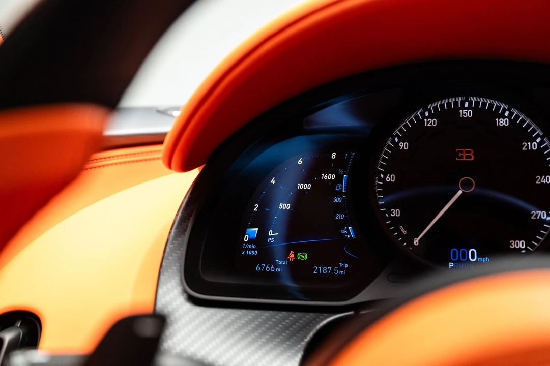 2024 Bugatti Chiron Super Sport - Image 21 of 31