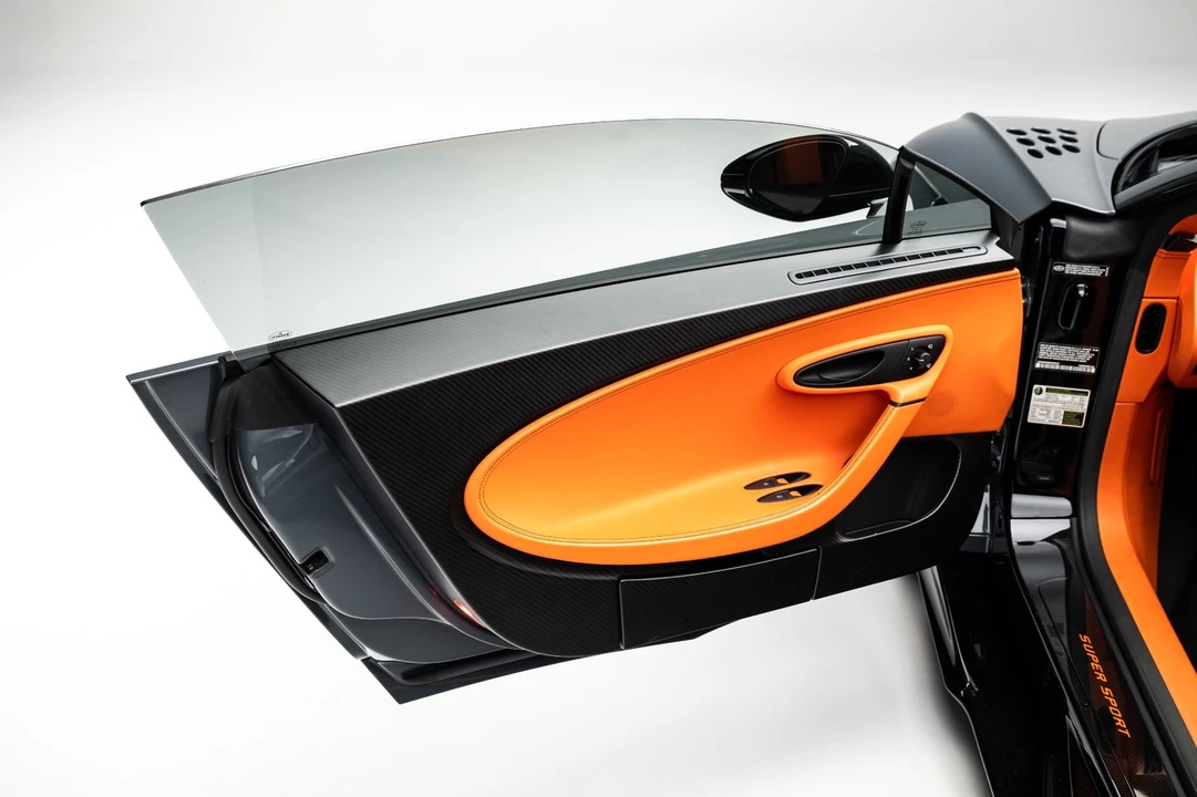 2024 Bugatti Chiron Super Sport - Image 12 of 31