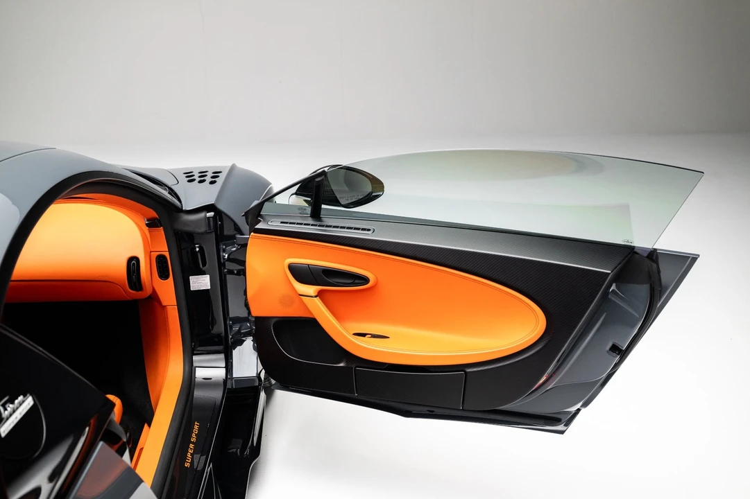 2024 Bugatti Chiron Super Sport - Image 28 of 31