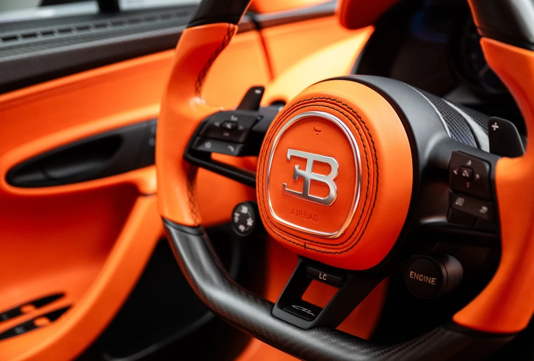 2024 Bugatti Chiron Super Sport - Image 25 of 31
