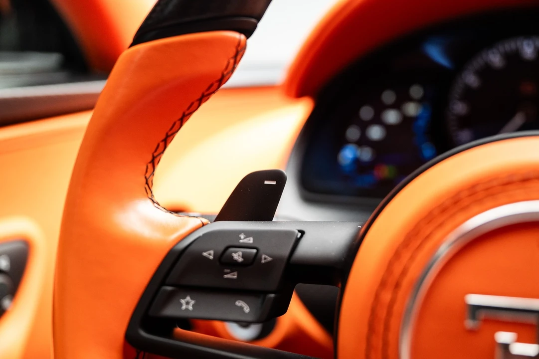 2024 Bugatti Chiron Super Sport - Image 17 of 31