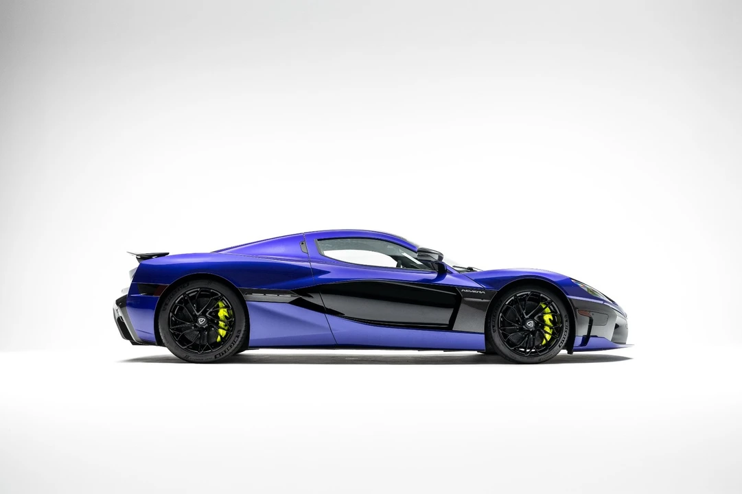 2024 Bugatti - Image 6 of 31