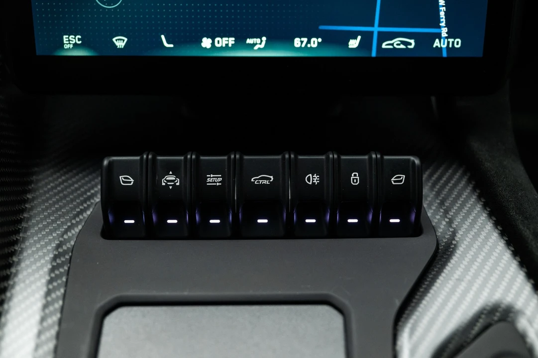 2024 Bugatti - Image 24 of 31