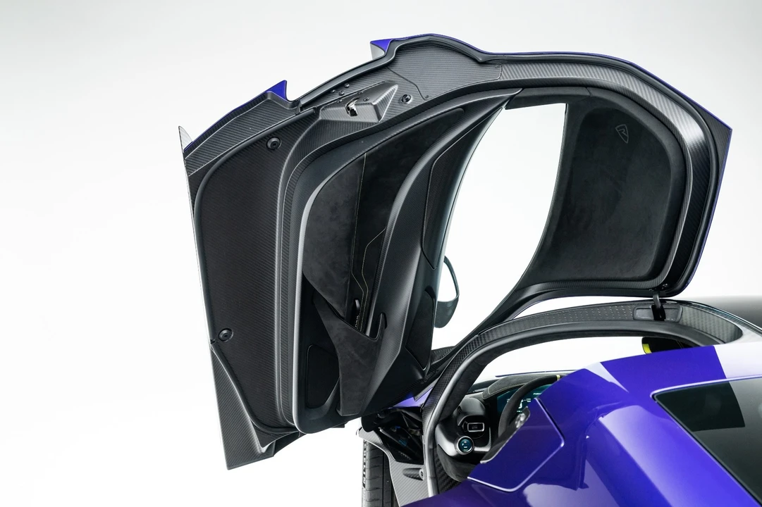 2024 Bugatti - Image 13 of 31