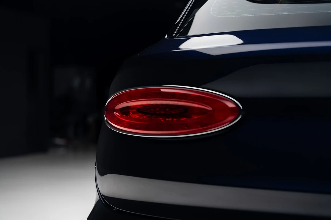2024 Bentley Bentayga - Image 28 of 31