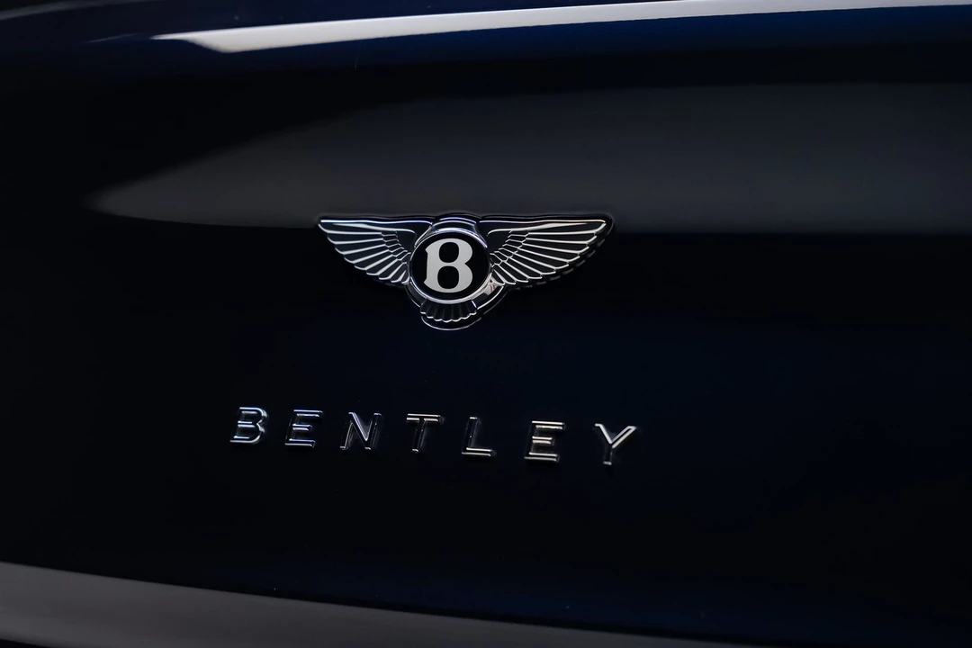 2024 Bentley Bentayga - Image 30 of 31