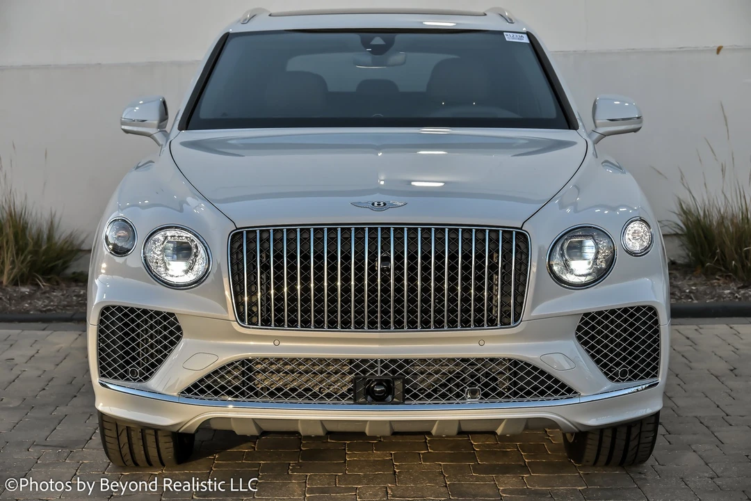 2024 Bentley Bentayga - Image 3 of 21