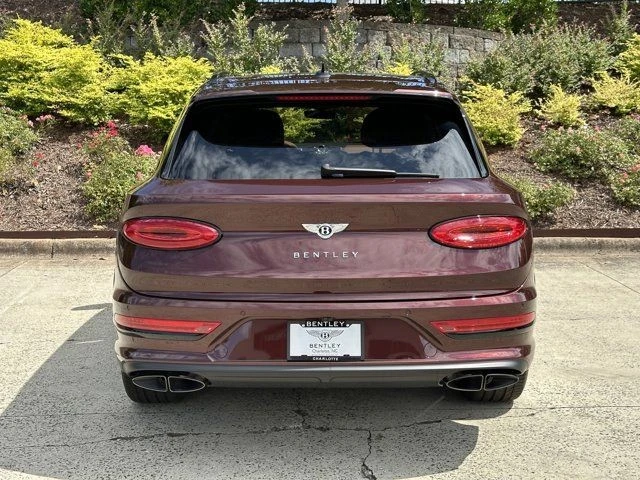 2024 Bentley Bentayga - Image 11 of 21