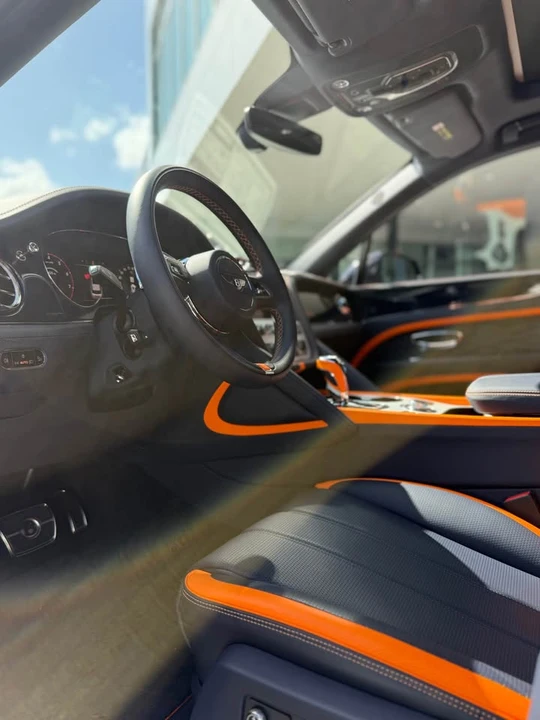 2024 Bentley Bentayga - Image 3 of 7