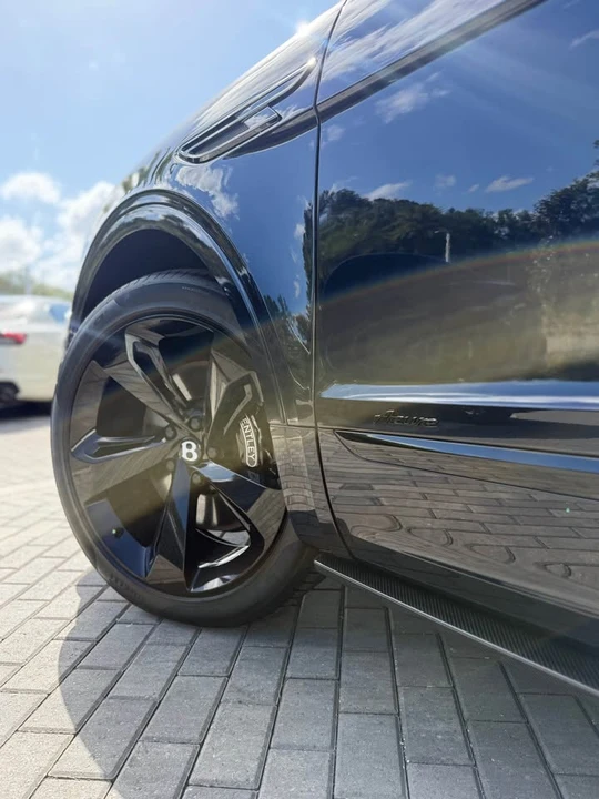 2024 Bentley Bentayga - Image 5 of 7