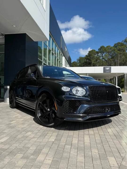 2024 Bentley Bentayga - Image 6 of 7