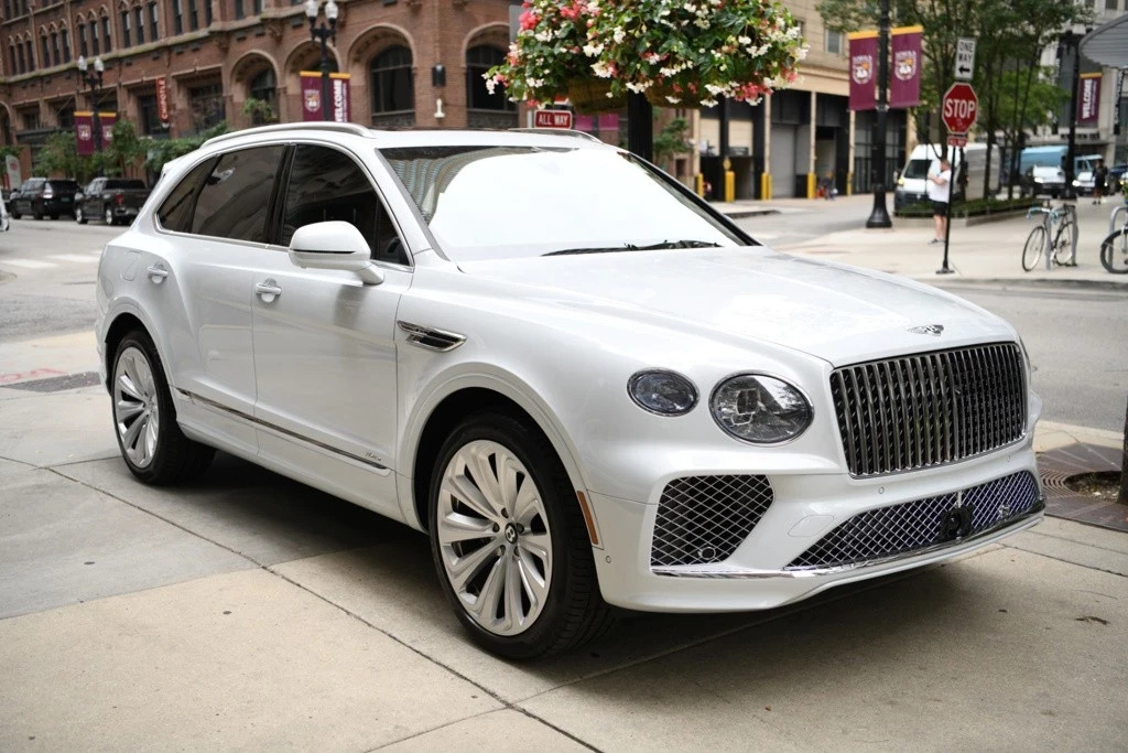 2024 Bentley Bentayga - Image 3 of 12
