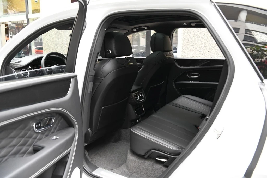 2024 Bentley Bentayga - Image 10 of 12