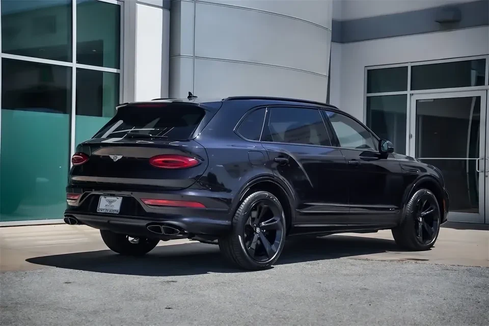 2024 Bentley Bentayga - Image 3 of 20