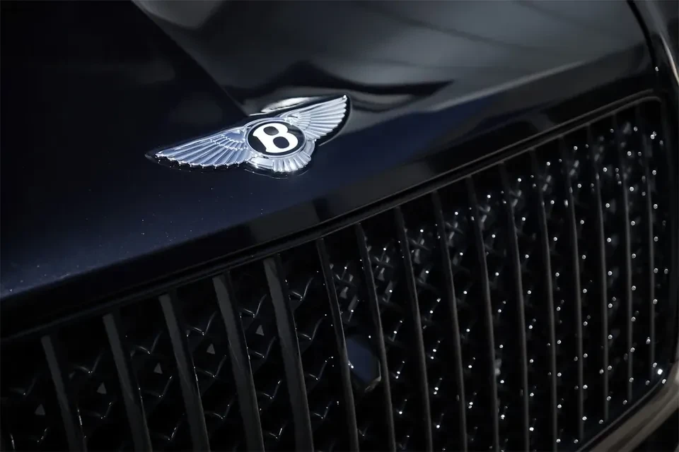2024 Bentley Bentayga - Image 4 of 20