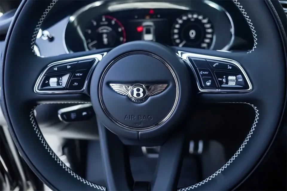 2024 Bentley Bentayga - Image 14 of 20