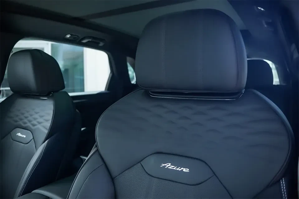 2024 Bentley Bentayga - Image 10 of 20