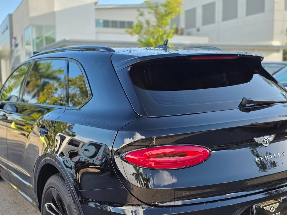 2024 Bentley Bentayga - Image 9 of 20