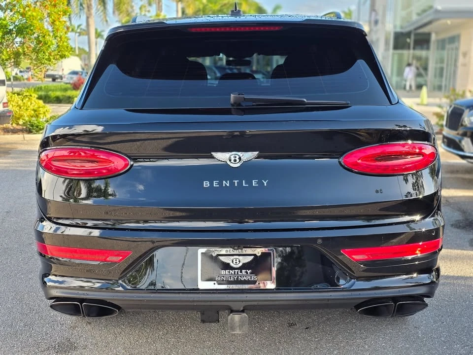 2024 Bentley Bentayga - Image 7 of 20