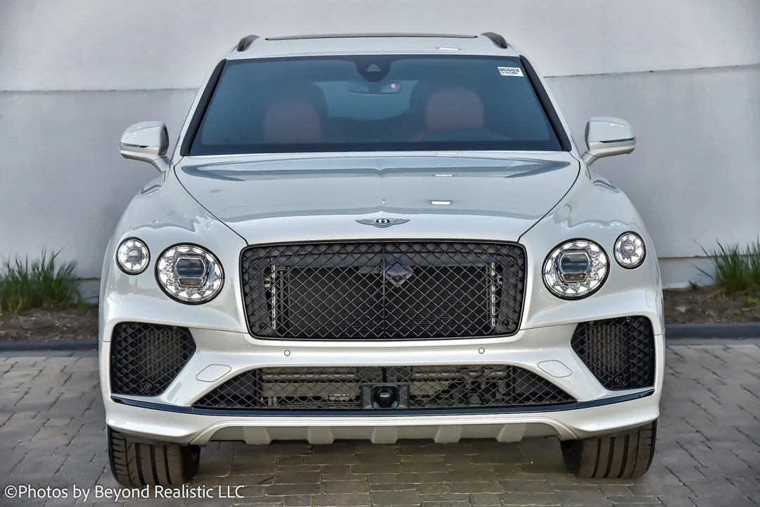 2024 Bentley Bentayga - Image 3 of 21
