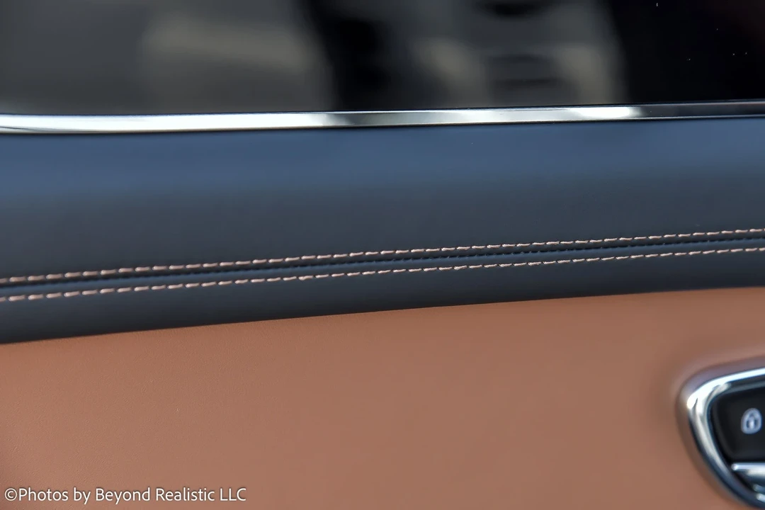 2024 Bentley Bentayga - Image 18 of 21
