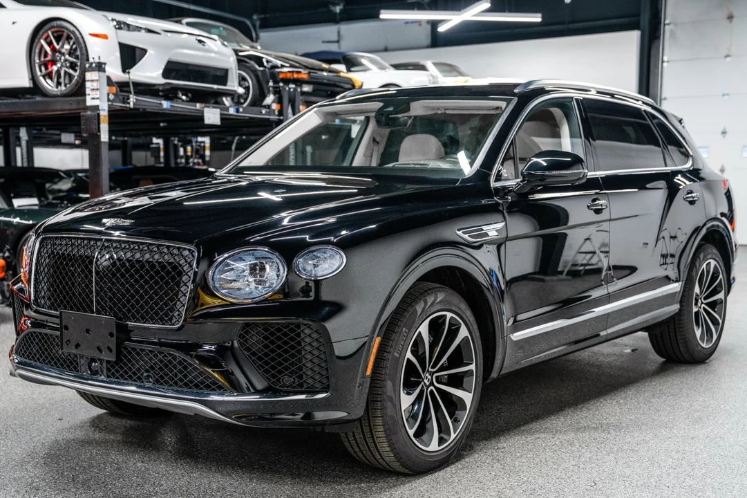 2024 Bentley Bentayga - Image 5 of 21