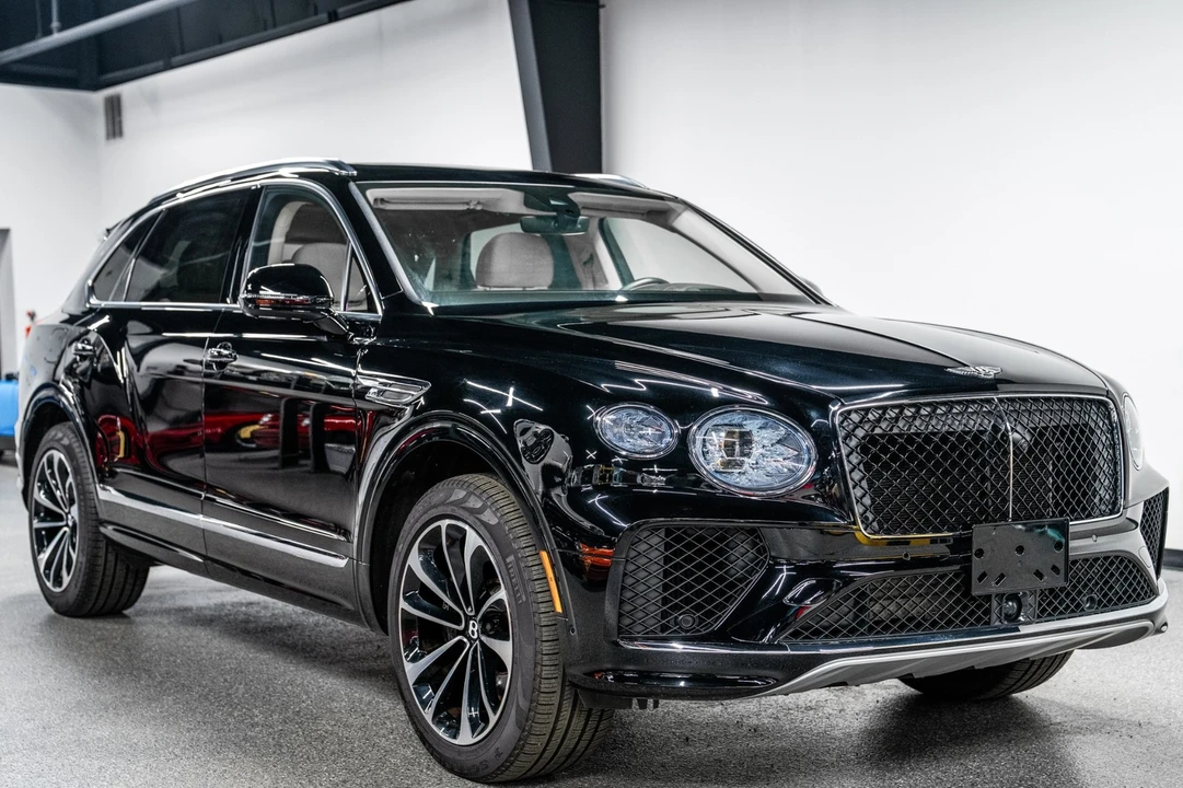 2024 Bentley Bentayga - Image 3 of 21