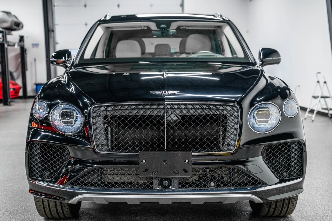 2024 Bentley Bentayga - Image 4 of 21