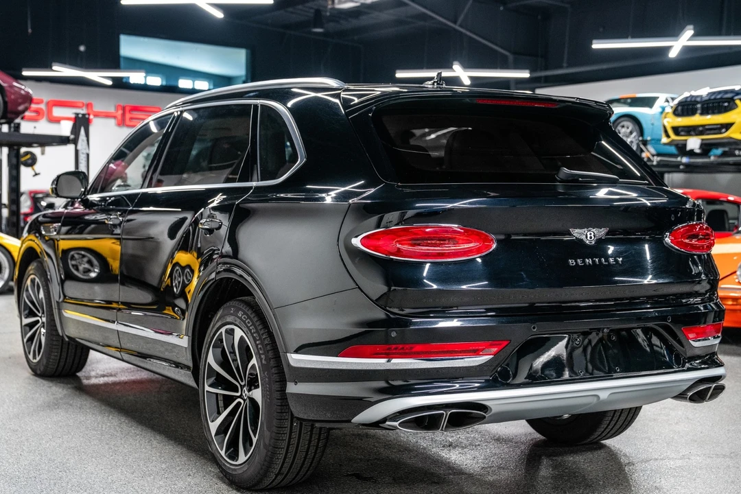 2024 Bentley Bentayga - Image 6 of 21