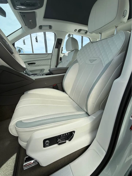 2024 Bentley Bentayga - Image 4 of 20