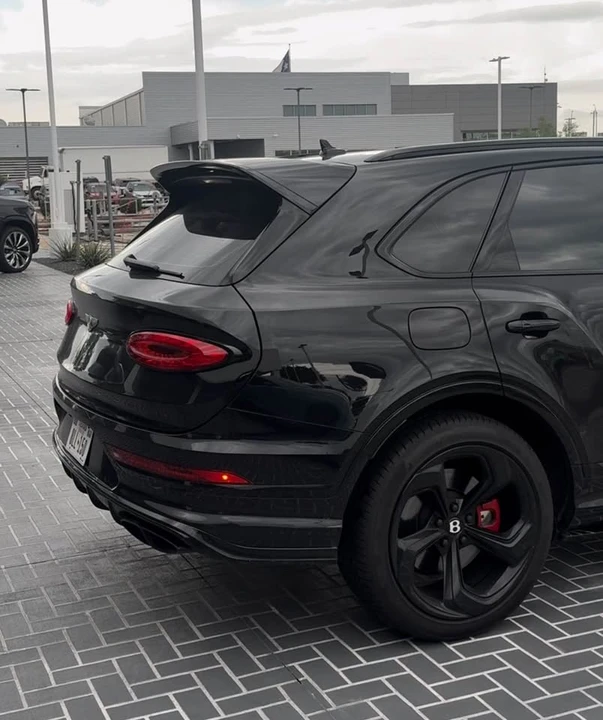 2024 Bentley Bentayga - Image 6 of 19
