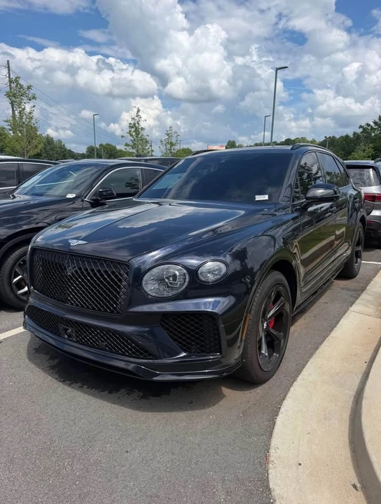 2024 Bentley Bentayga - Image 2 of 7