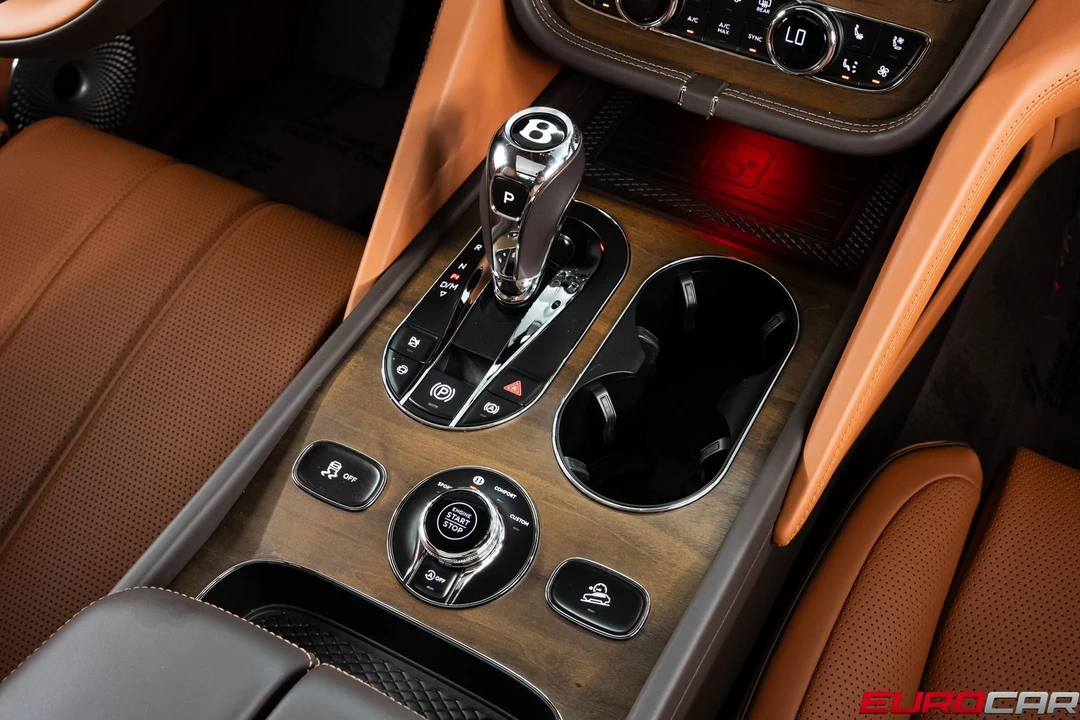 2024 Bentley Bentayga - Image 30 of 31