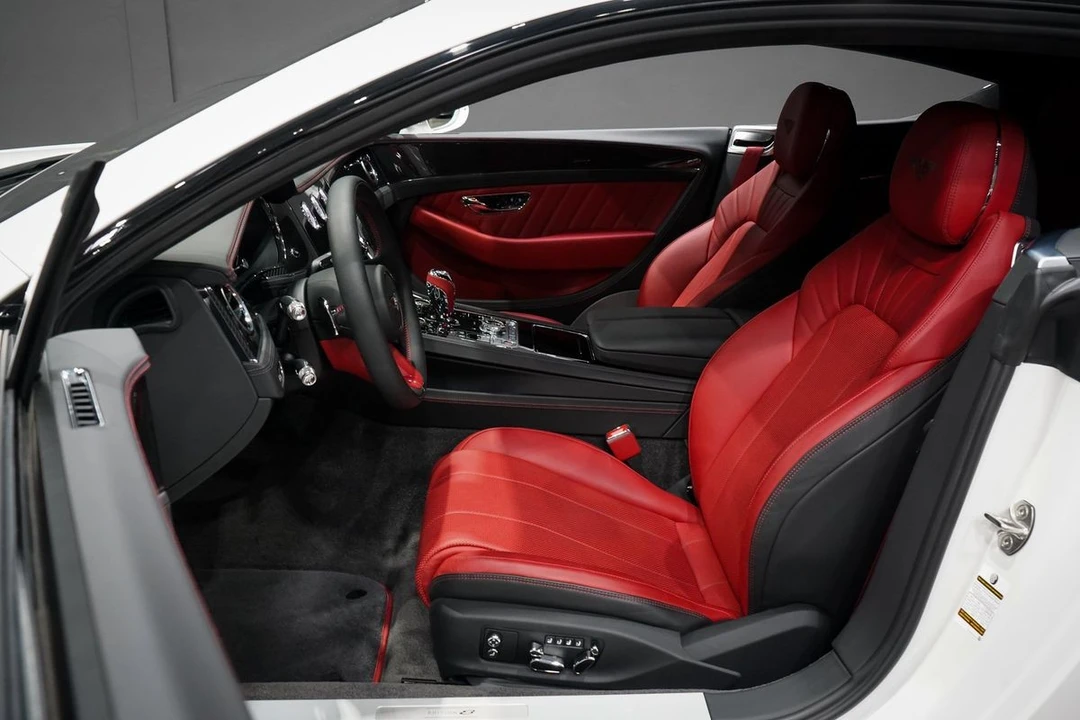 2024 Bentley Continental GT 3rd Gen - Image 27 of 31