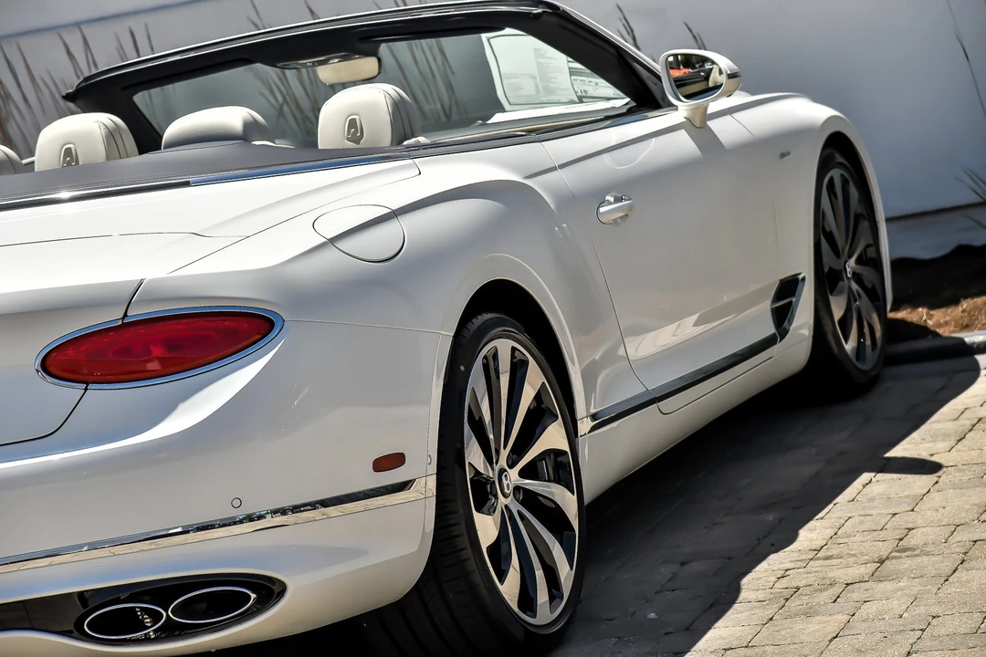 2024 Bentley Continental GTC - Image 14 of 21