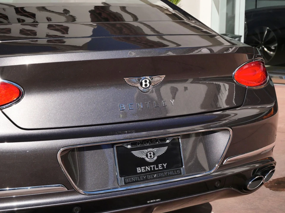 2024 Bentley Continental GT 3rd Gen - Image 8 of 23