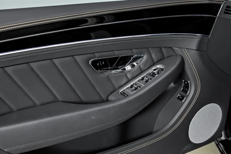 2024 Bentley Continental GT 3rd Gen - Image 14 of 31