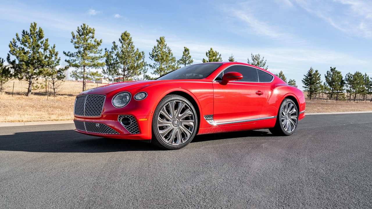 2024 Bentley Continental GT Mulliner 3rd Gen - Image 7 of 31