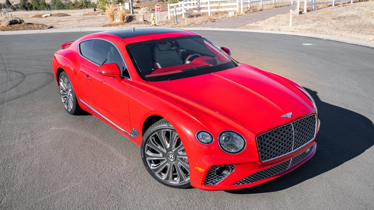 2024 Bentley Continental GT Mulliner 3rd Gen - Image 9 of 31