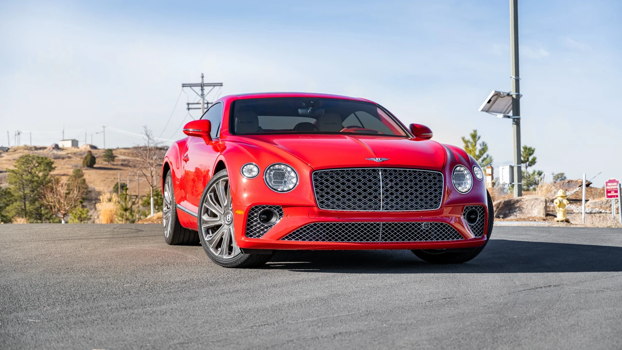 2024 Bentley Continental GT Mulliner 3rd Gen - Image 8 of 31