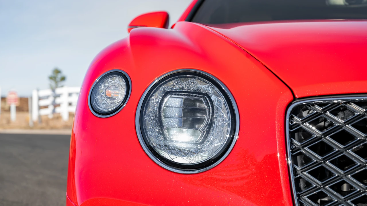 2024 Bentley Continental GT Mulliner 3rd Gen - Image 12 of 31